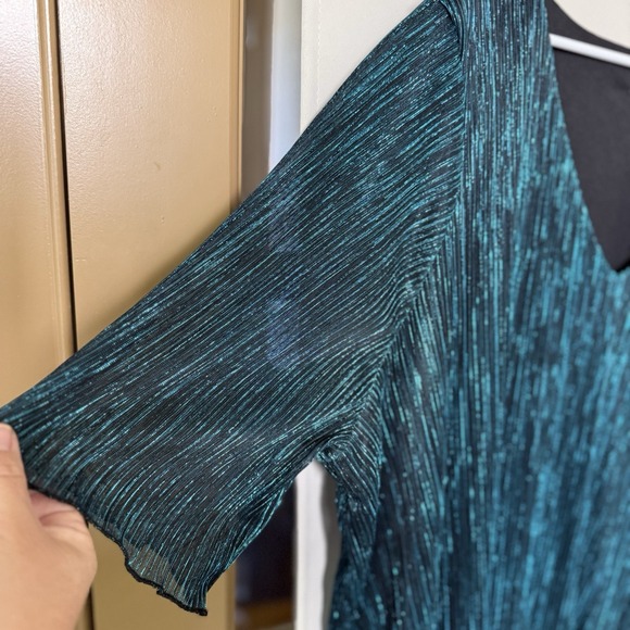 Evan's Womens 28 Teal Green Short Sleeve V-Neck Shimmery V-Neck Blouse - Picture 3 of 8